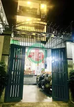 Bán nhà 3 tầng 104m2 đối diện Vạn Phúc City Thủ Đức - Sổ vuông hoàn công - 8.3 tỷ