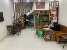 Bán nhà 43m2 3tầng giá hơn 5 tỷ Ô tô đỗ cửa tiện ích bạt ngàn