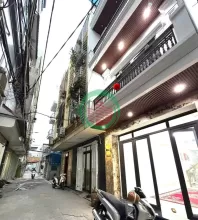 Bán Nhà 50m- 4 tầng, lô góc- 2 mặt thoáng, ôtô đỗ trong nhà, độc lập, giáp Aeon Mall- Thiên Lôi, đi bộ ra trường chợ.