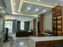 Bán nhà mặt tiền đường số 94 Quận 2 160m2 5 tầng BTCT NGANG KHỦNG 8M