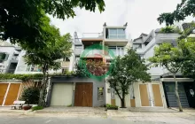 Bán nhà Quận 7 đường số 25 Khu An Phú Hưng dt 7x20, 3 lầu giá 35 tỷ