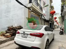 cần bán nhà 649 Bát Khối ô tô đỗ cổng DT 60.5m2 Mt 4.1m 6 tầng giá  lh em phi 0968837286