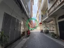 CHO THUÊ NGUYÊN CĂN KHƯƠNG TRUNG, Ô TÔ ĐỖ CỬA, ĐỦ ĐỒ CƠ BẢN, 42M 3T 12TR 0903258273