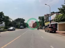 ĐẤT FULL THỔ CƯ – Ô TÔ VÀO TẬN ĐẤT – VIEW SÂN TDTT. 80m² sổ đỏ – mặt tiền  6m vuông đẹp. Đường thông – ô tô đỗ cửa