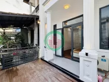 GIẢM SỐC 700tr - NHÀ MỚI HIẾM CÓGiá chỉ: ~9.2TỶ (có thương lượng thiện chí) Vị trí: Phạm Văn Chiêu , phường 14, Gò VấpKhu dân cư hiện hữu, an ninh, hàng xóm văn minhGần chợ – trường học – trung tâm, tiện ích đầy đủ Thông tin chi tiết:    Diện tích: [4x15m