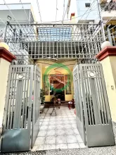 GIÁP Q1 – NHÀ 2 TẦNG 4PN – CHÍNH CHỦ LÂU ĐỜI – THƯƠNG LƯỢNG TỐT