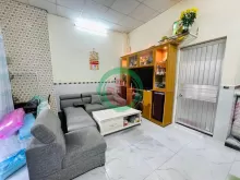 MUA ĐẦU TƯ Ở CHO THUÊ GIỮ TIỀN TỐT - 1 CĂN RA MT NGUYỄN VĂN QUÁ SẦM UẤT - GIÁP GÒ VẤP TÂN BÌNH - 5P QUA NHÀ GA T3 - NGANG 5M VUÔNG A4 ĐẸP .