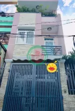 NHÀ 3 TẦNG ĐÔNG HƯNG THUẬN HXH QUẬN 12 - SÁT CHỢ VÀ CÔNG VIÊN CÂY SỘP