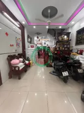 NHÀ BÀ ĐIỂM NGAY NGÃ TƯ TRUNG CHÁNH 1 BƯỚC QUA GÒ VẤP- 50M2-4 TẦNG- CHỈ 4,5 TỶ