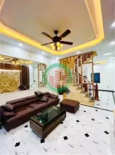 Pháo Đài Láng – Nhà đẹp 5 tầng, 45m², MT 4m, ngõ rộng, ô tô cách 40m. Giá: 11.9 tỷ