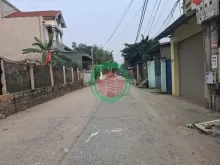 Siêu phẩm, đất view hồ Tân Xã, Hòa Lạc DT 179m2, MT gần 9m, cực đẹp, hiếm. Giá rẻ nhất thị trường