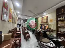 SIÊU PHẨM DƯƠNG QUẢNG HÀMtrung tâm Cầu Giấy, ngõ thông tứ tung, gần chợ, ô tô đỗ cửa chỉ hơn 12 tỷ