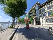 60m2 4 tầng hồ Tây- homestay dòng tiền.