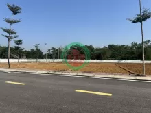 Bán Đất vàng Hòa Lạc, sát đường quốc lộ 21,), sổ đỏ, chỉ nhỉnh 3 tỷ. LH: 0969408828