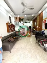Bán gấp nhà 3 tầng hẻm xe hơi Lâm Văn Bền, Q7. DT 50m2, 3PN. Sổ hồng. 8.9 tỷ. LH 0947283834