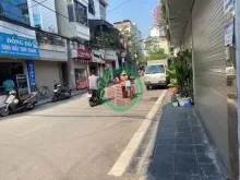 HÀNG HIẾM NGỌC THUỴ -  PHÂN LÔ - 7 TẦNG THANG MÁY - NHÀ MỚI - 7TẦNG 40M2. HƠN 9x..  -Ô TÔ GẦN-Mô tả:Thiết kế 7 tầng, thang máy,Tầng 1 để xe-Tầng 2,3,4 mỗi tầng 1 phòng ngủ-Tầng 5 phòng bếp,Tầng 6 khách thờ-Tầng 7 sân chơi và phơi.-Căn nhà cực đẹp vừa tầm 