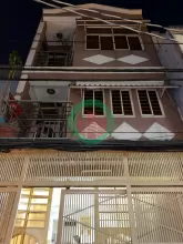 MẶT TIỀN VÍP - SÁT QUẬN 1 -  KINH DOANH ĐA NGÀNH  - MẶT TIỀN 1 MẶT HẺM ÔTÔ.