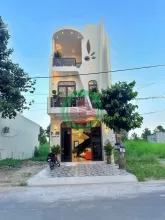 NHÀ BÁN 1 TRỆT 2 LẦU XÂY MỚI 100% NHÀ SỐ 7 ĐƯỜNG D6 KDC HỒNG LOAN,P CÁI RĂNG, TP CẦN THƠ