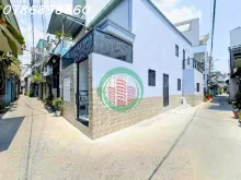 Nhà đẹp – vị trí kinh doanh cực tốt hẻm 1147 Huỳnh Tấn Phát, Quận 7
