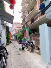 Nhà phố sát biển Trần Phú - Vĩnh Nguyên- Diện tích : 57m2 - Gia 2,9 ty - Liên hệ : 0905.724.084 Ngoc Bich Land