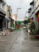 SIEU HOT  NHÀ CHUẨN  LÊ VĂN KHƯƠNG QUẬN 12+ Dt : 4.4m x 15m 63m2+ Kc : 3 tầng 3pn+ Giá : 7 Tỷ