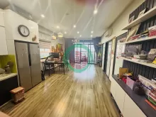 Căn hộ 80m² tầng 12 view hồ cực phẩm - chỉ việc xách vali vào ở