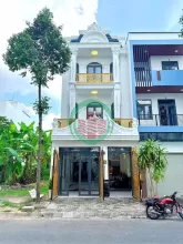 CHỦ GỬI:BÁN NHÀ 1 TRỆT 2 LẦU + SÂN THƯỢNG - KDC NAM LONG