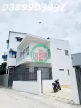 Nhà 2 tầng lại còn gara ô tô trong sân tại đường Vĩnh Thái, Phường Nam Nha Trang chỉ 2,99 tỷ
