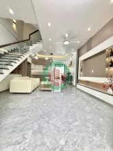 Nhà độc lập ô tô đỗ cách nhà 10m sân vườn sau siêu rộng siêu thoáng tại Thiên Lôi Aeon Mall