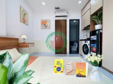 SANG NHƯỢNG GẤP TÒA NHÀ 8 TẦNG – 12 PHÒNG – THANG MÁY – DÒNG TIỀN SẴN