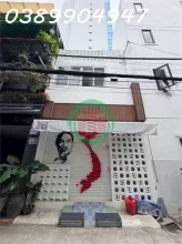 Nhà 2,5 tầng Đường Biệt Thự _ hẻm ô tô thông ] * Cách biển Trần Phú : 300m * Giá : 4,3 tỷ