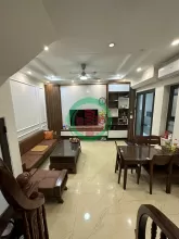 Bán nhà đẹp Nguyễn Sơn- Phân Lô- 30m 5 tầng full NT- 7,9 tỷ(TL)