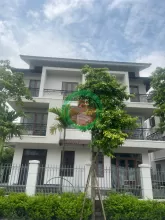 HÀNG HIẾM – BIỆT THỰ SONG LẬP ÁP GÓC VIEW CÔNG VIÊN – SỔ ĐỎ TRAO TAY NGAY!