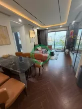 Chuyển nhượng căn 3PN diện tích 110m2 tòa C6  Vinhomes D’Capitale, ban công Đông Nam