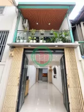 Gấp bán nhà 2 tầng mới đẹp, ở ngay hẻm Vip Điện Biên Phủ, quận 3, chỉ 6.4 tỷ.