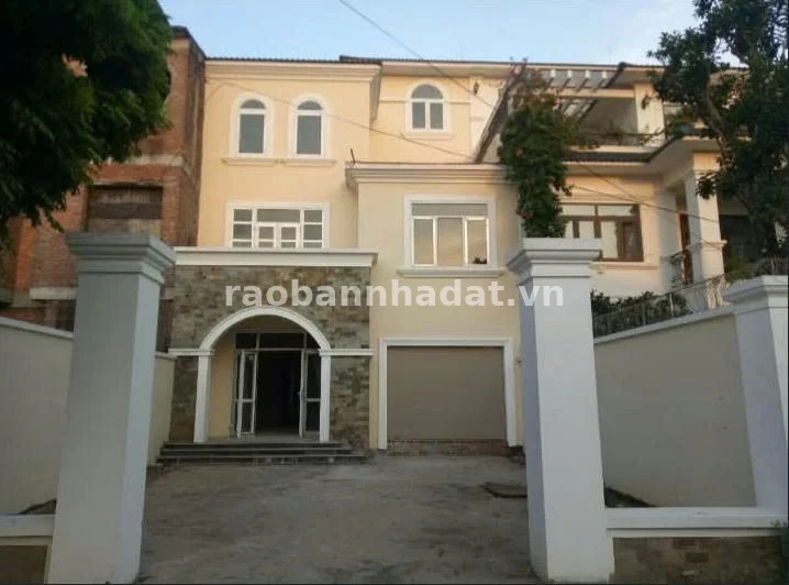 Cho thuê BTLK Nam An Khánh ngay cổng nội khu 280m2 3.5 tầng siêu rộng, sân xe tải, giá 15tr, Xã An Khánh, Thành phố Hà Nội