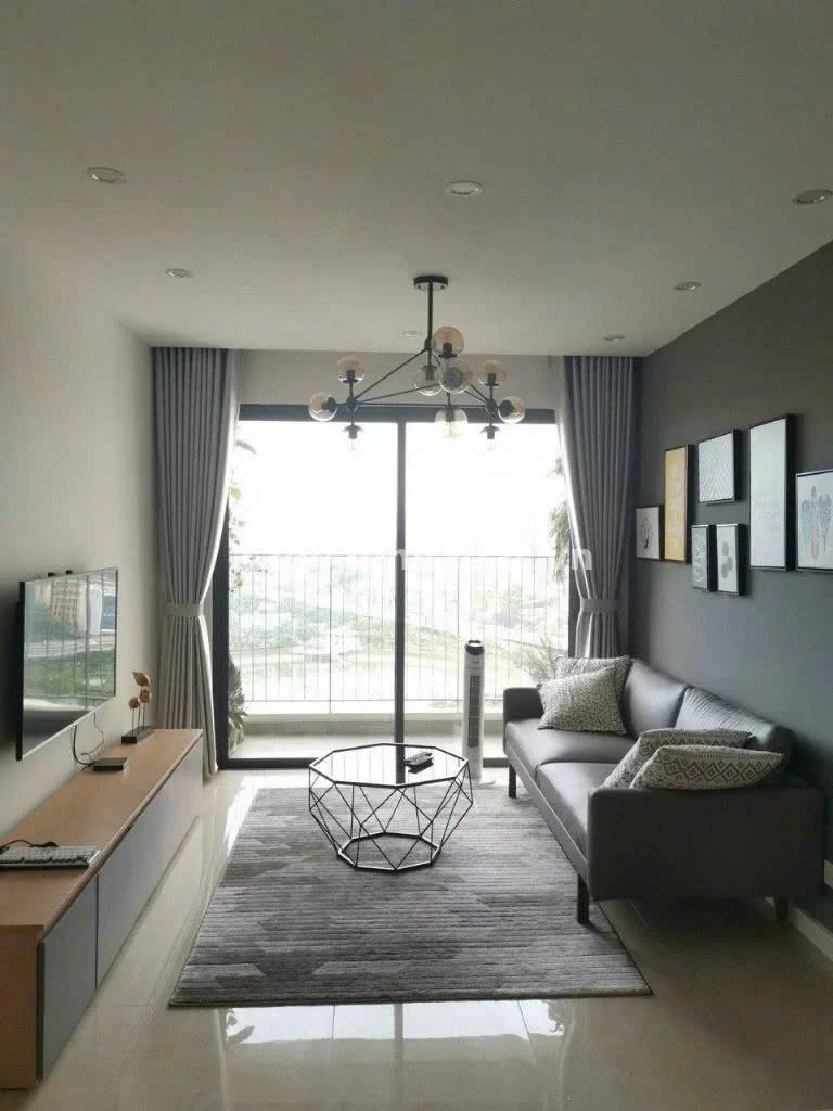 Sở hữu tuyệt phẩm căn hộ view hồ 2PN D'CAPITALE C3 tầng trung cực thoáng với mức giá 8,4 t.ỷ, Phường Cầu Giấy, Thành phố Hà…