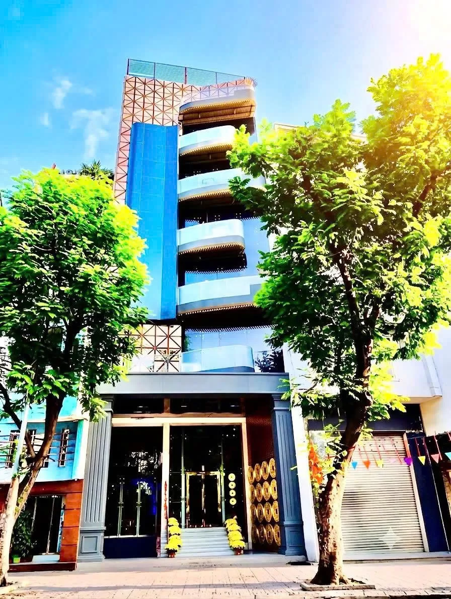 Cho thuê karaoke: 363–365 Phạm Ngũ Lão, Quận 1 – 16 Phòng, Phường Bến Thành, Thành phố Hồ Chí Minh