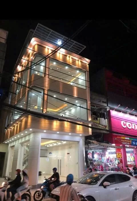 CHO THUÊ NHÀ GÓC 2 MẶT TIỀN: 264 Phạm Văn Hai, Phường 5, Quận Tân Bình, Phường Tân Bình, Thành phố Hồ Chí Minh