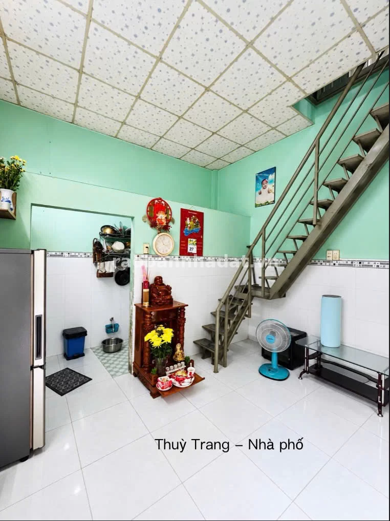 BÁN NHÀ 2 TẦNG NHỎ - MÃ LÒ - BÌNH TRỊ ĐÔNG - 1,3 TỶ còn TL, Phường Bình Trị Đông, Thành phố Hồ Chí Minh