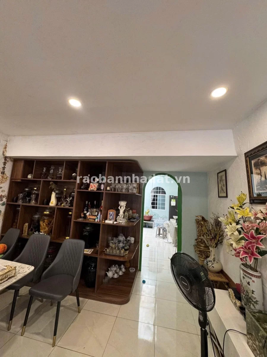 BÁN NHÀ MT PHƯỚC BÌNH – SÁT ĐỖ XUÂN HỢP – CẠNH GLOBAL CITY –107M2 (4X25M)– CHỈ 8,5 TỶ, Phường Phước Long, Thành phố Hồ Chí…
