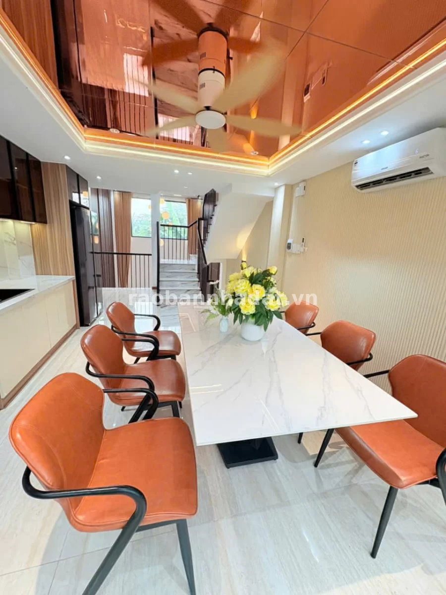 Bán nhà NGUYỄN THỊ THẬP, 75M2, ô tô đậu cửa, giá 4,9 tỷ, Phường Tân Hưng, Thành phố Hồ Chí Minh