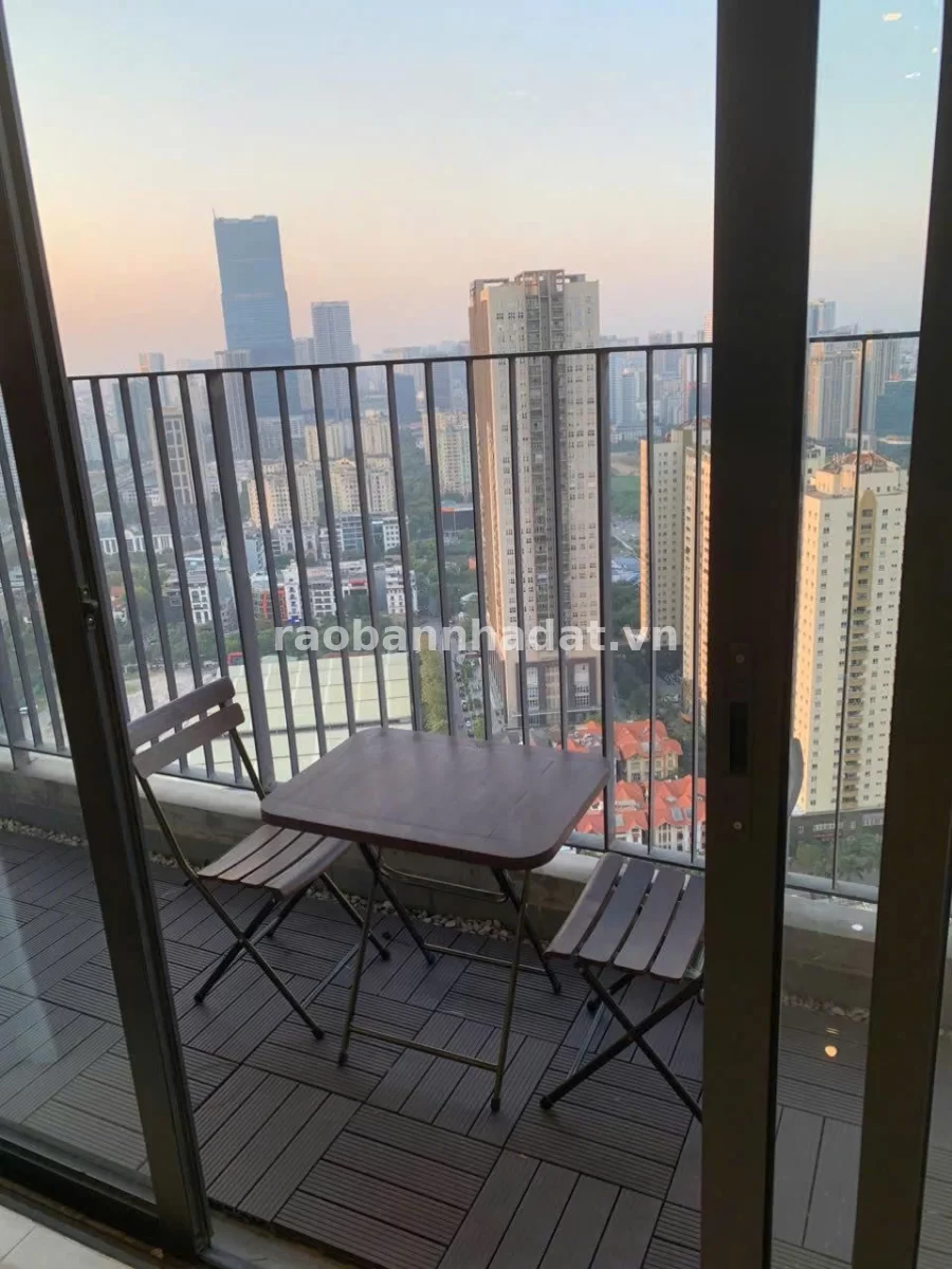 CHÍNH CHỦ bán gấp 2PN Hapulico Complex, CĂN ĐẦU HỒI, diện tích lớn, view phố thoáng sáng, Phường Thanh Xuân, Thành phố Hà Nội