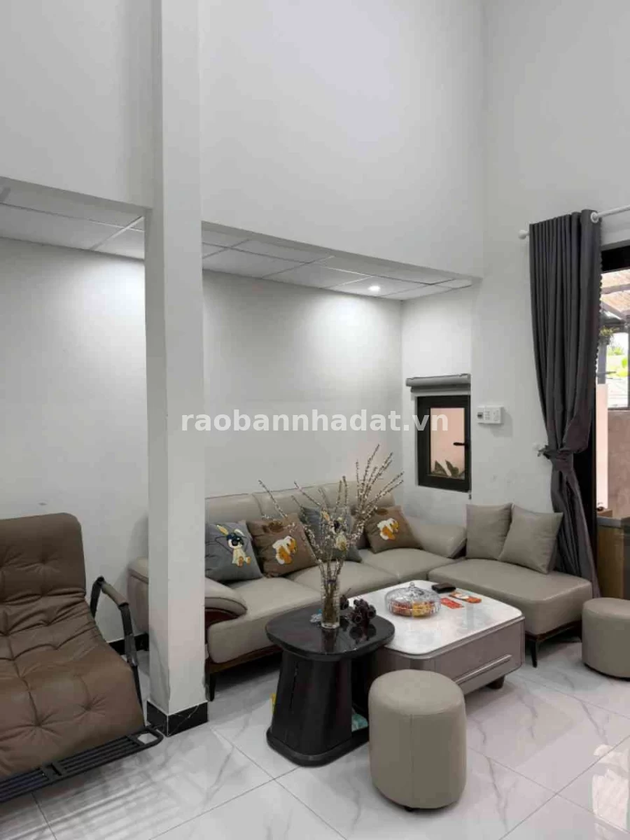 Bán Nhà ở gần cầu Vượt Hòa Cầm- Diện Tích: 100m2. Giá 2,65 tỷ, Phường Cẩm Lệ, Thành phố Đà Nẵng